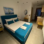Alexandra Apartment